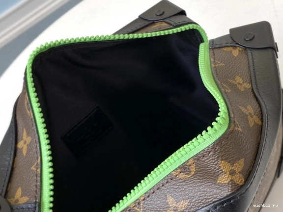 WIS TRUNK VUITTON LOUIS SOFT 0913